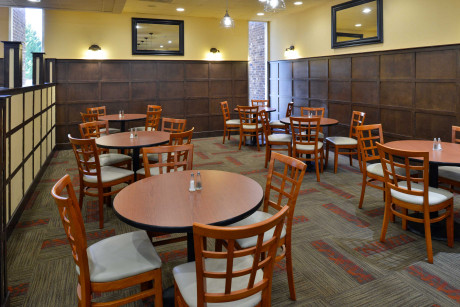 THE HAWTHORNE INN & CONFERENCE CENTER - Dinning Area