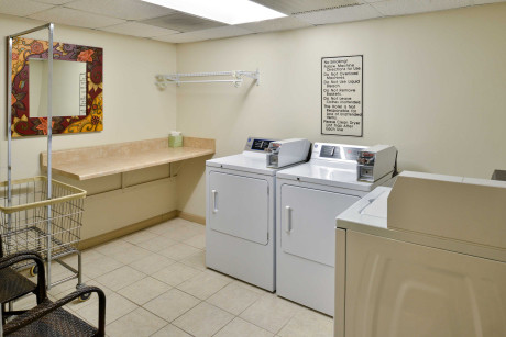 THE HAWTHORNE INN & CONFERENCE CENTER - Washing Area